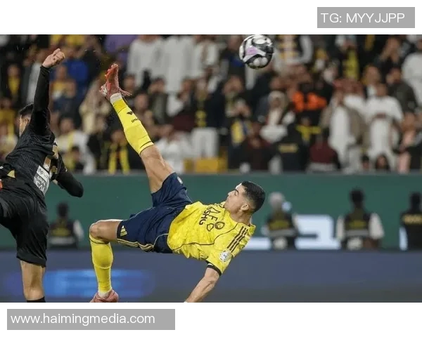 足球场上的英雄时刻：那些最帅气绝杀瞬间的传奇球星